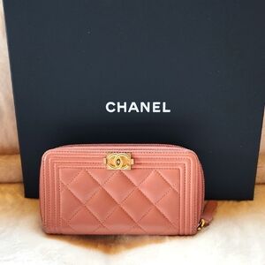 Chanel Boy Small‎ Pink Quilted Wallet with Iconic Gold Hardware